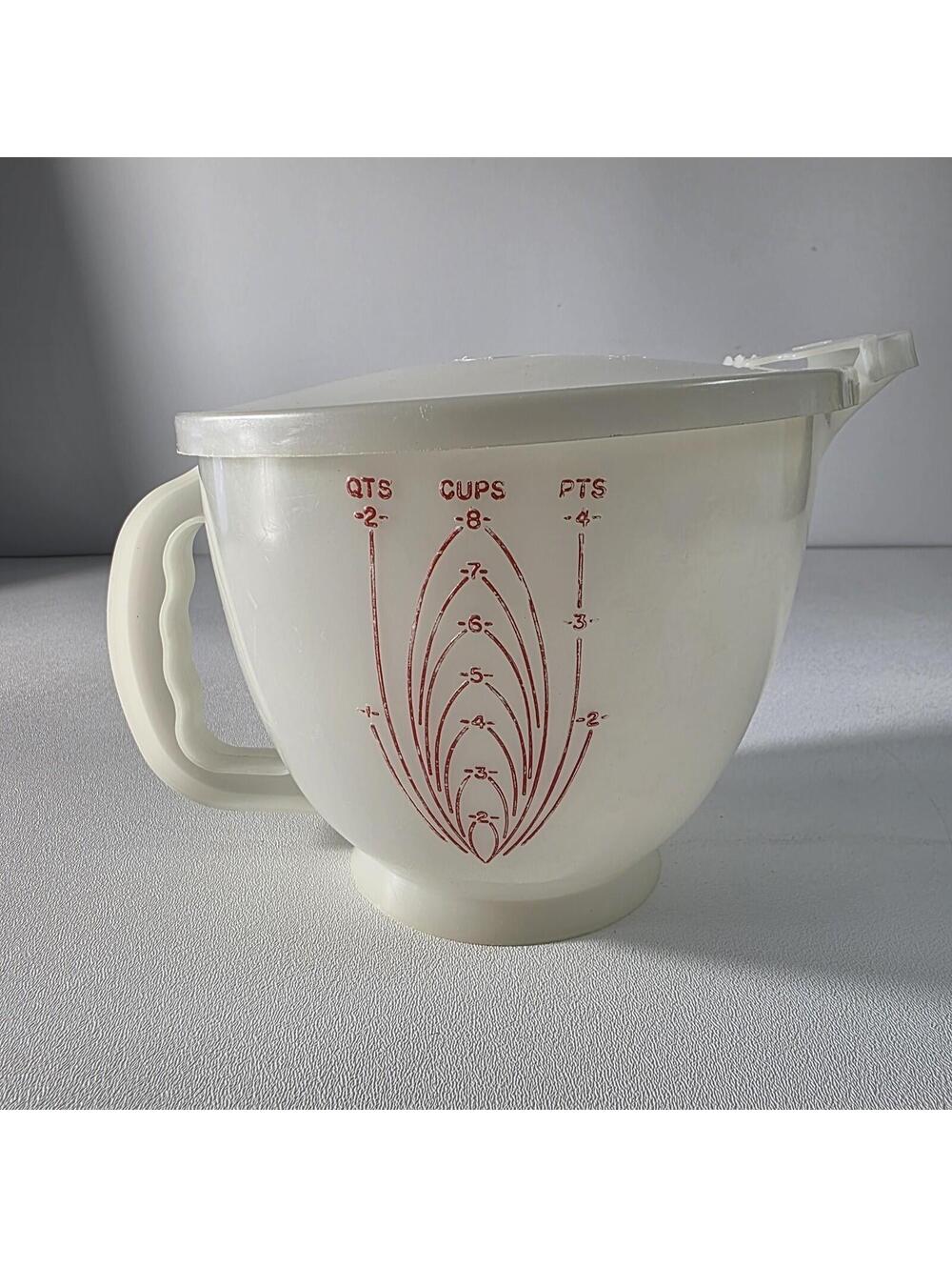Vtg Tupperware Mix N Store 8 Cup Measuring Pitcher Spout RED PRINT USA Nice!